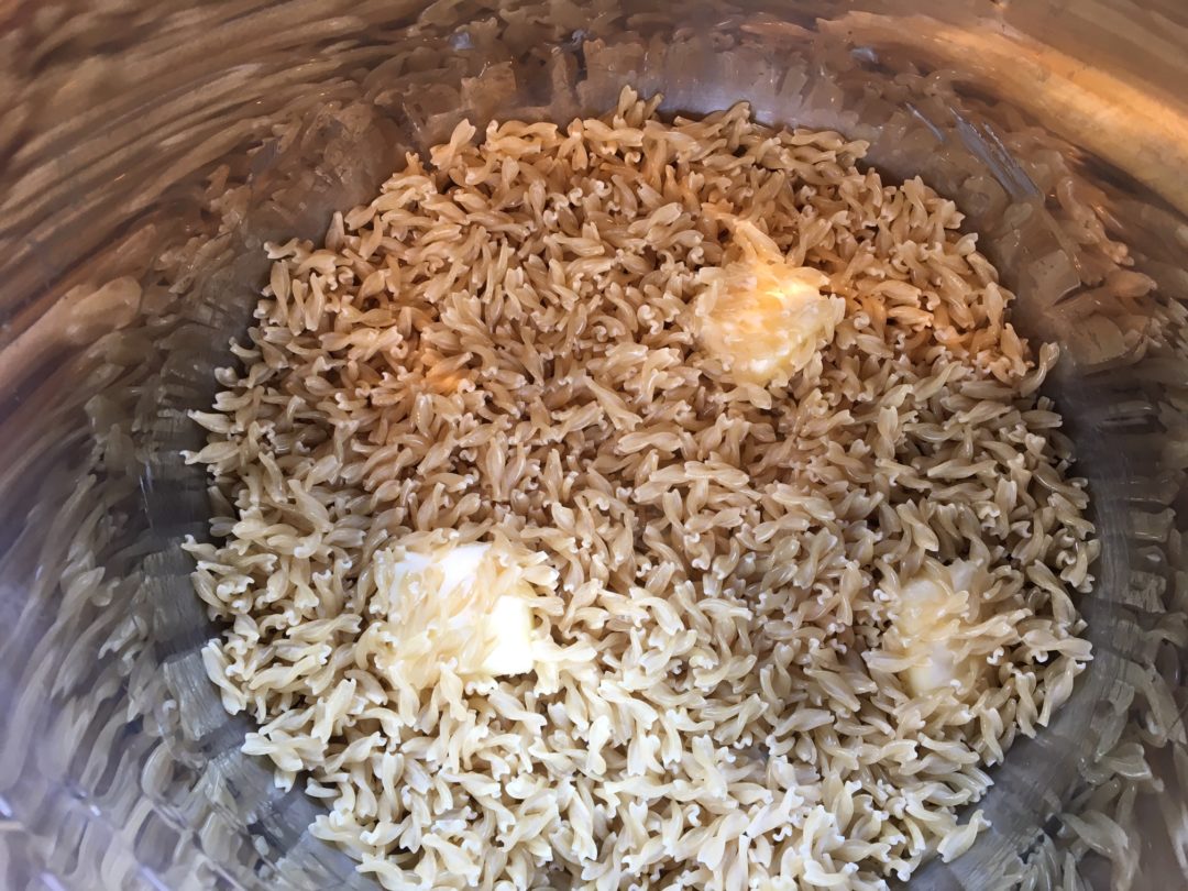 How to Make Boxed Mac & Cheese in the Instant Pot Pressure Cooker