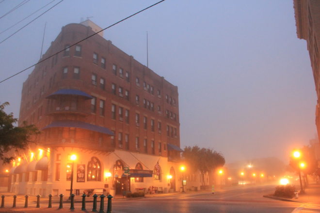 Lafayette Hotel Marietta, Ohio © R. Christensen