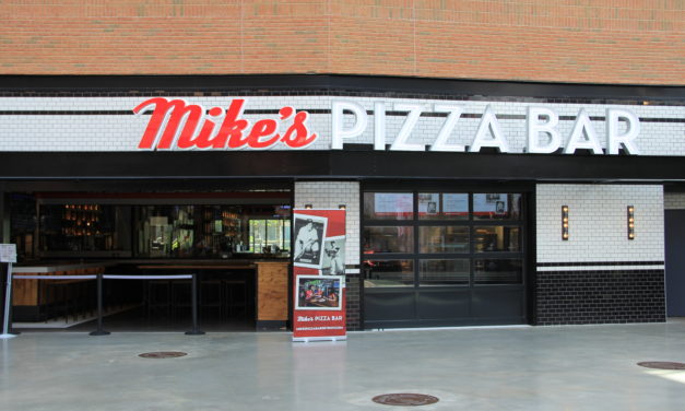 Great Atmosphere and Food at Mike’s Pizza Bar in Downtown Detroit