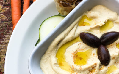 Easy Roasted Garlic Hummus