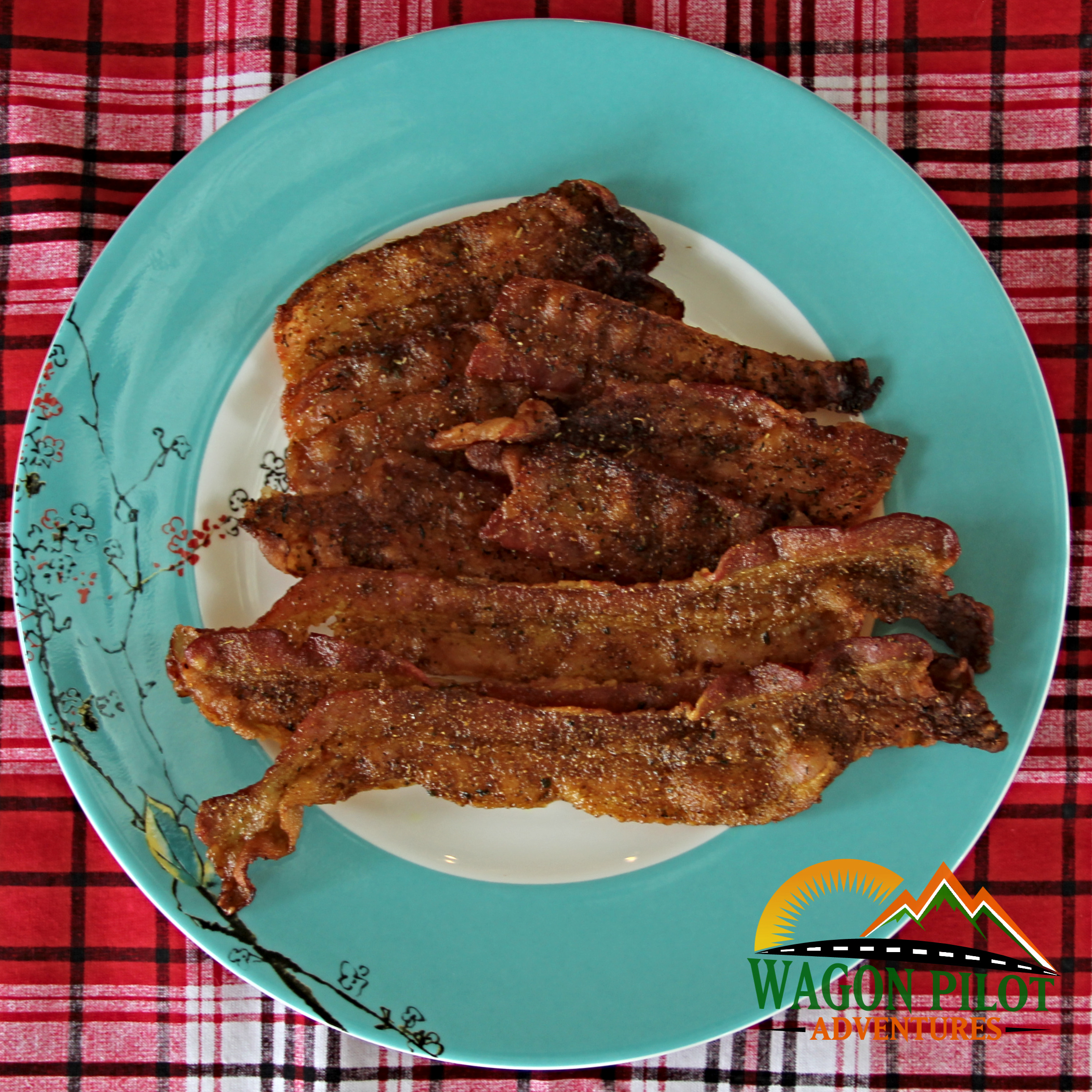 How to Cook Bacon in the Oven © Wagon Pilot Adventures