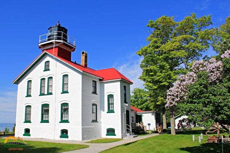 Grand Traverse Lighthouse on Lake Michigan